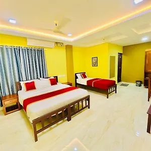  Hotel Madaparambil Residency India