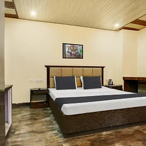 **** Hotel O Radhey Shyam India
